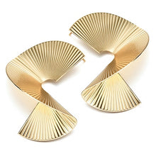 Load image into Gallery viewer, 2019 Fashion Statement Earrings Big Geometric earrings For Women Hanging Dangle Earrings Drop Earing modern Jewelry Wholesale
